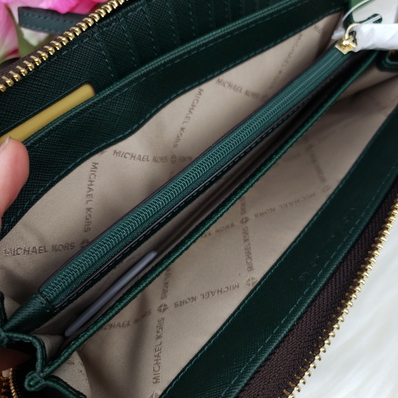 🌺NWT Michael Kors LG Travel continental Wallet MK - Picture 7 of 8